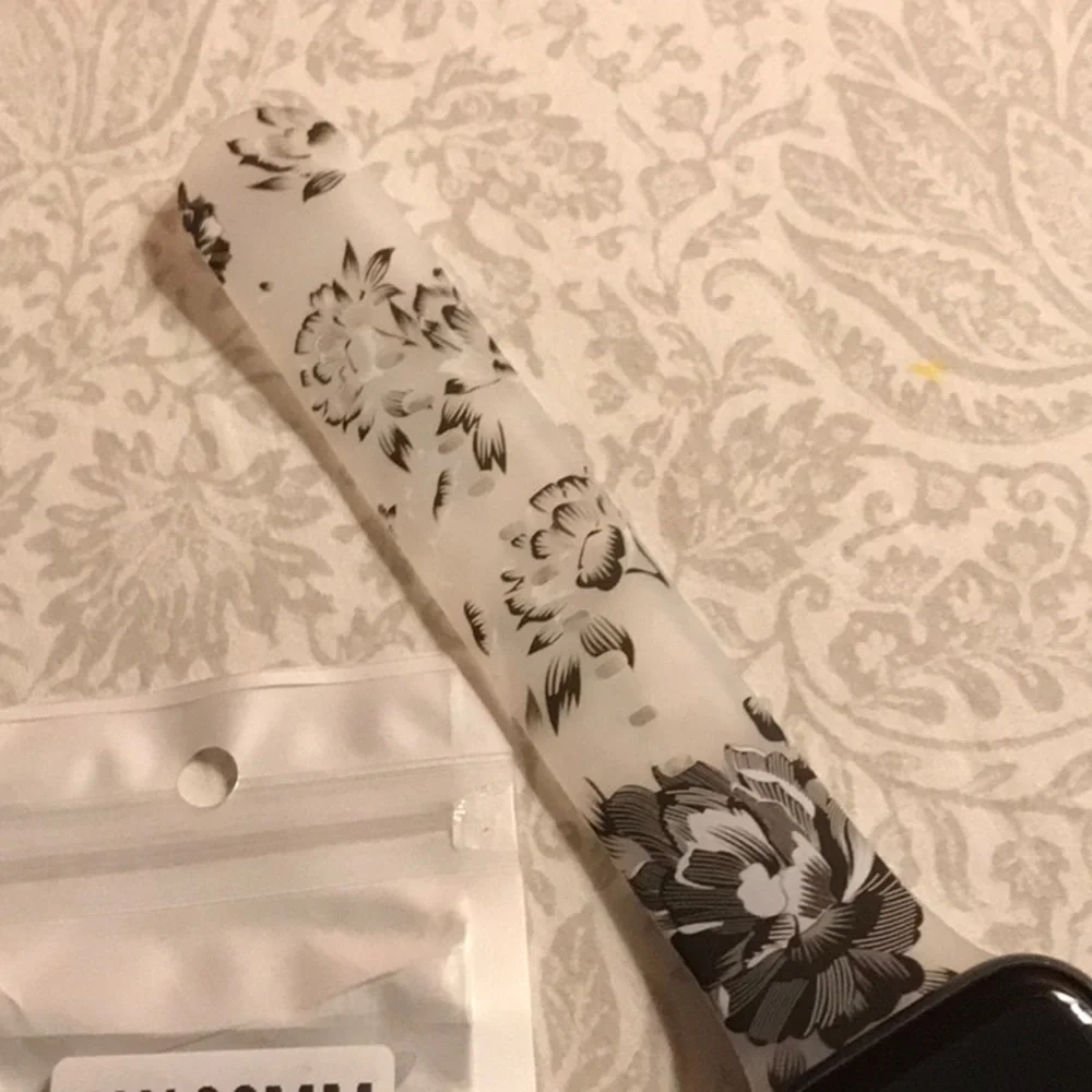 Iwatch band, accidentally ordered 2, watch not for sale. Beautiful frost clear